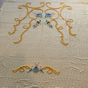 Vintage 1950s chenille bedspread